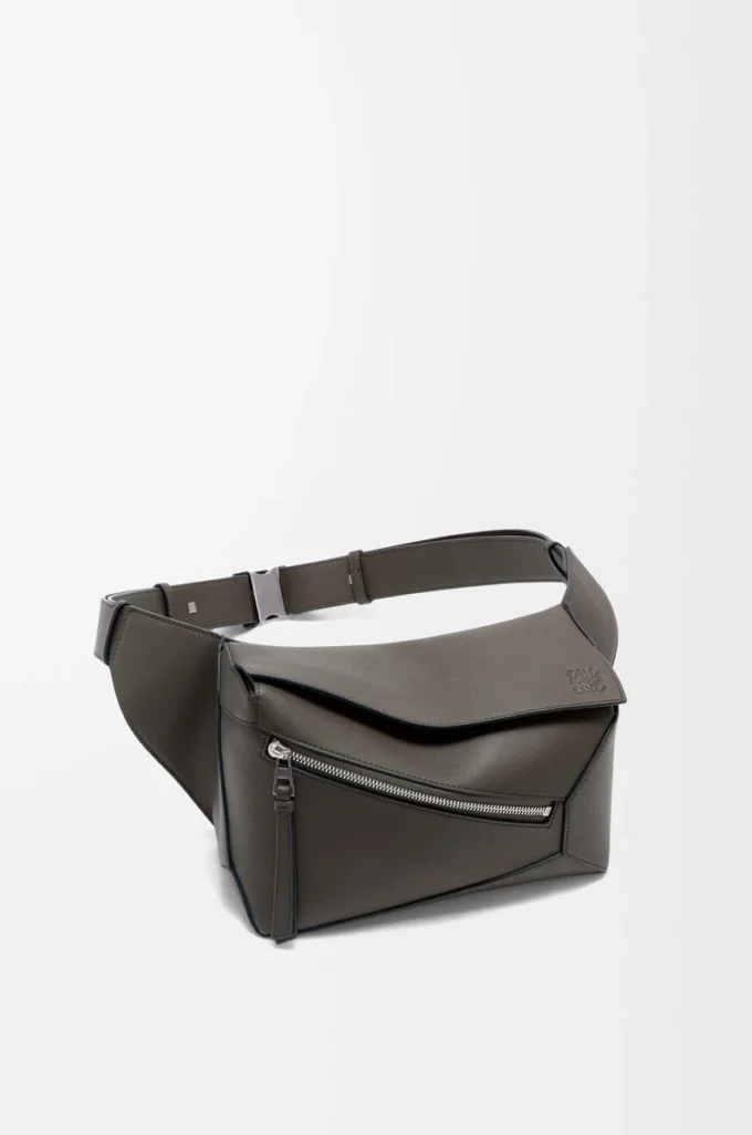 Petit sac banane Puzzle Edge en cuir de veau classique gris foncé