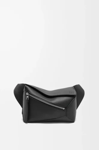 Petit sac banane Puzzle Edge en cuir de veau classique noir