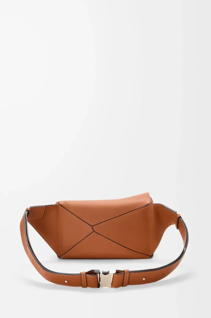 Petit sac banane Puzzle en cuir de veau classique Tan