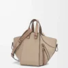 Petit sac Hammock en cuir de veau grainé souple sable