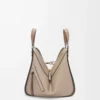 Petit sac Hammock en cuir de veau grainé souple sable