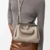 Petit sac Madrid en cuir de veau grainé souple Clay