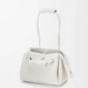 Petit sac Madrid en cuir de veau grainé souple Soft White