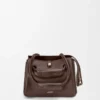 Petit sac Madrid en cuir de veau souple marron foncé