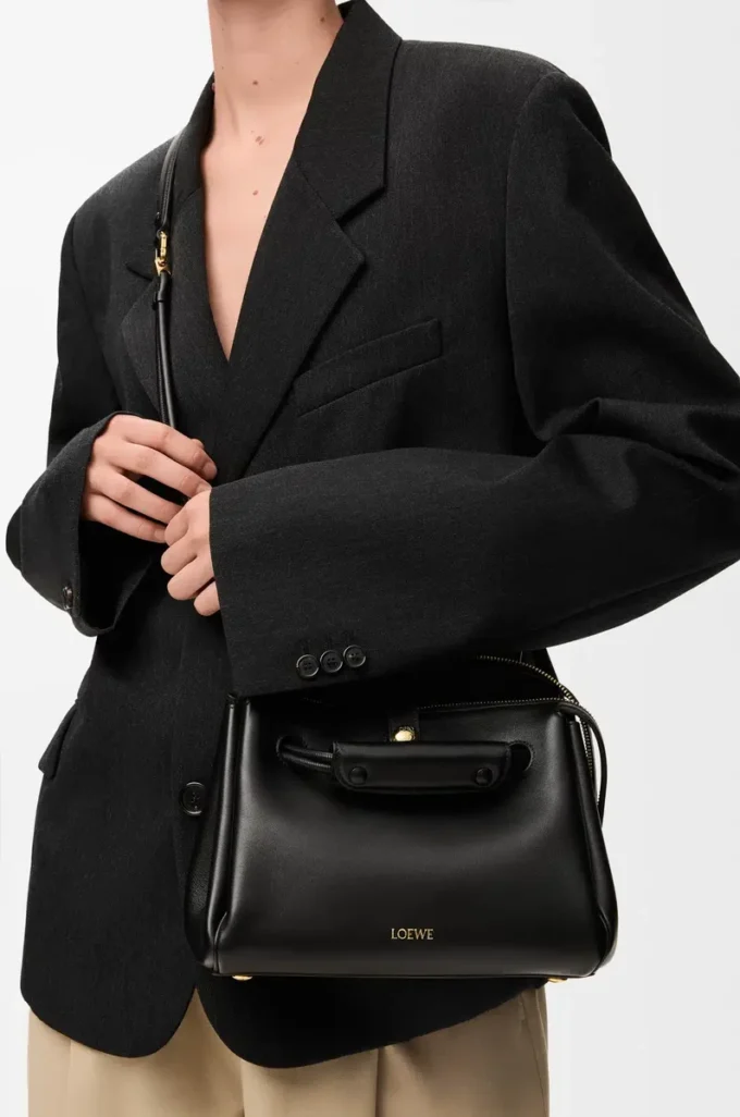 Petit sac Madrid en cuir de veau souple noir