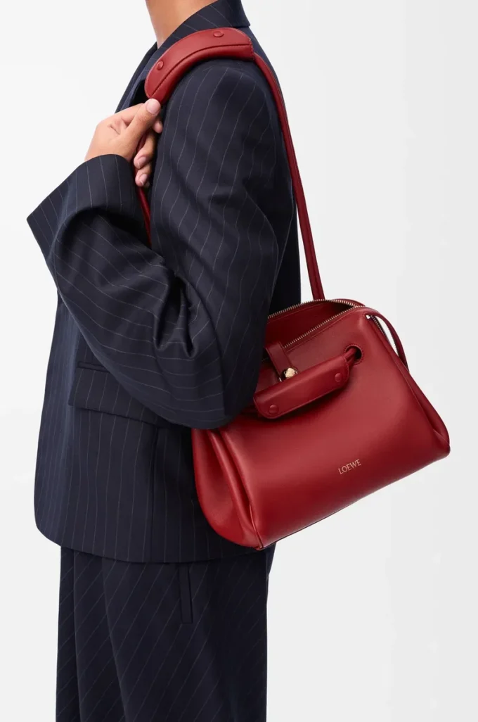 Petit sac Madrid en cuir de veau souple rouge brûlé Petit sac Madrid en cuir de veau souple rouge brûlé
