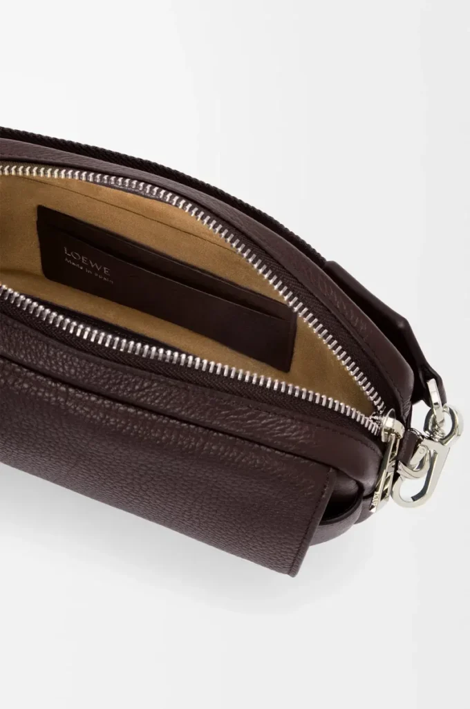 Petit sac messager Pebble en cuir de veau grainé souple Oxblood