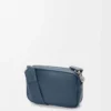 Petit sac messager Pebble en cuir de veau grainé souple teint à l&rsquo;indigo