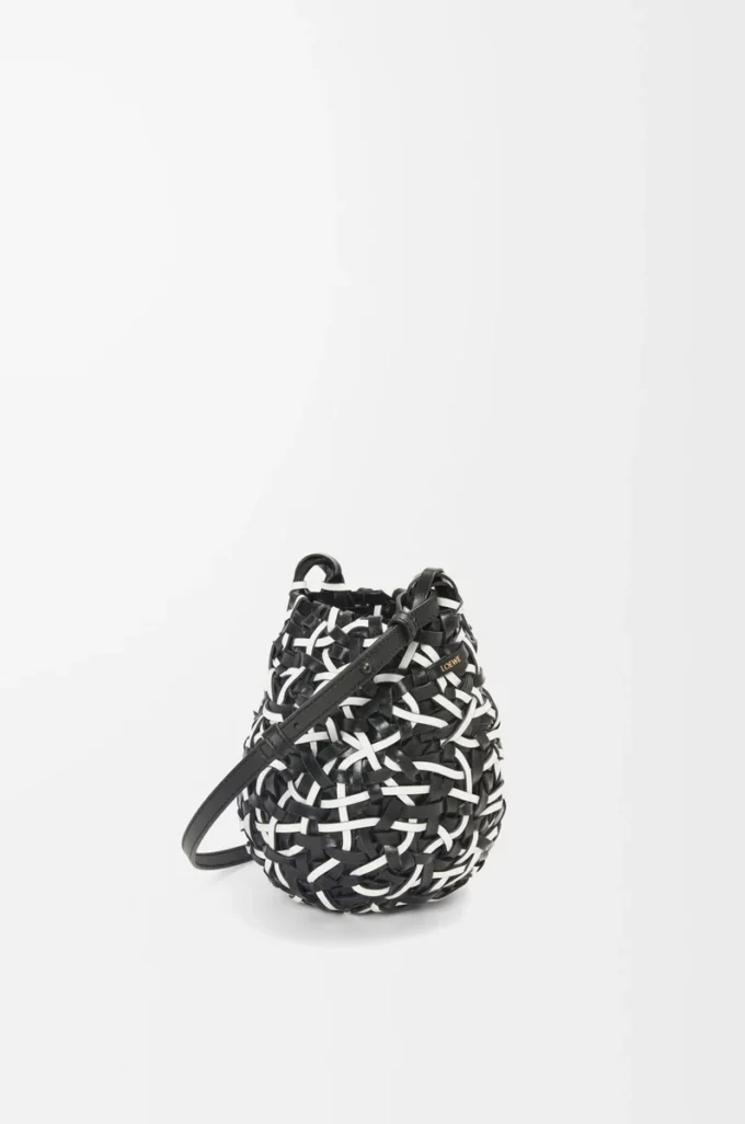Petit sac Nest Basket en cuir de veau Noir/Blanc