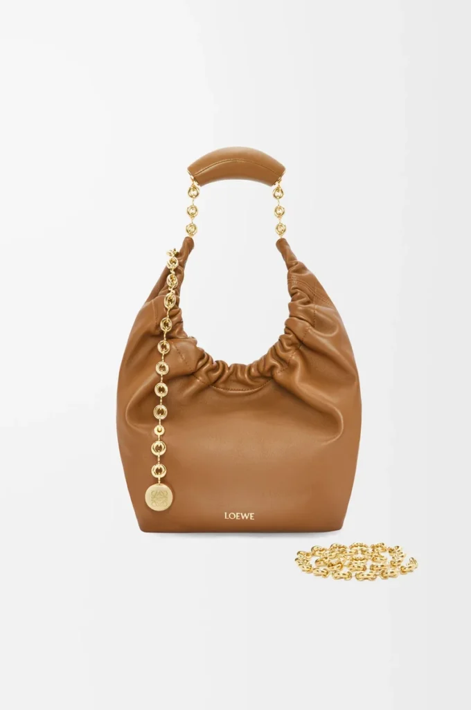 Petit sac Squeeze en cuir d&rsquo;agneau nappa souple Chêne
