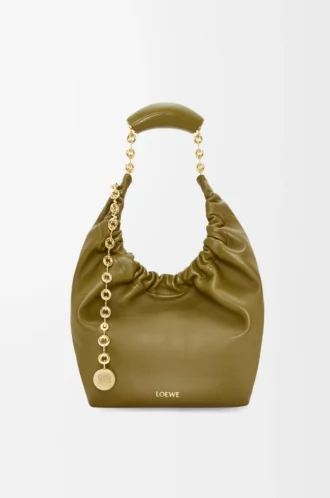 Petit sac Squeeze en cuir d’agneau nappa souple Olive Petit sac Squeeze en cuir d’agneau nappa souple Olive