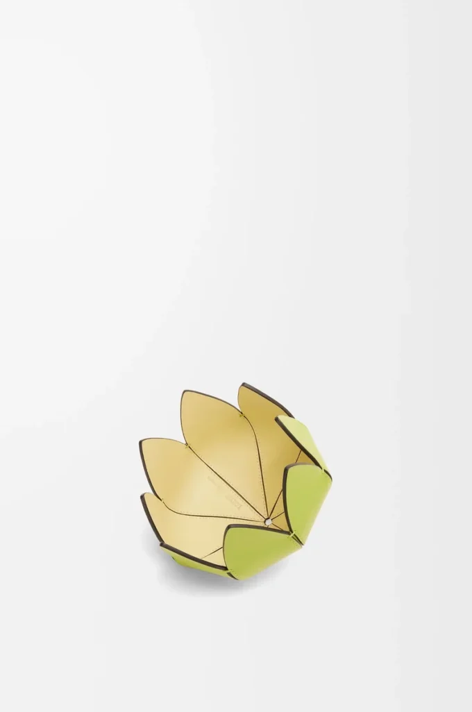 Petit vide-poche en cuir de veau souple vert prairie Petit vide-poche en cuir de veau souple vert prairie