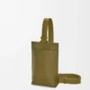 Poche verticale en T en cuir de veau grainé souple Olive