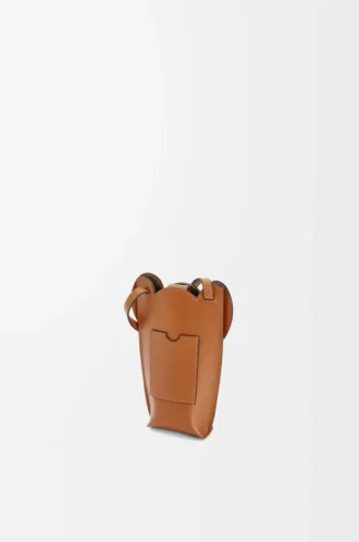 Pochette Elephant en cuir de veau classique Tan