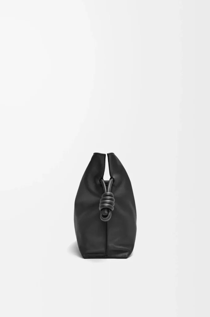 Pochette Flamenco moyenne en cuir de veau nappa noir