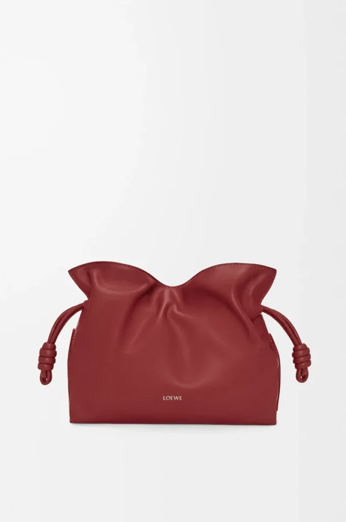 Pochette Flamenco moyenne en cuir de veau nappa rouge brûlé