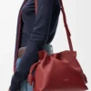 Pochette Flamenco moyenne en cuir de veau nappa rouge brûlé