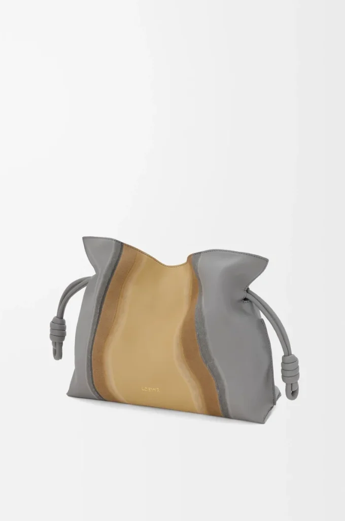 Pochette Flamenco moyenne Landscape en cuir de veau nappa Sparkling Grey/Butter