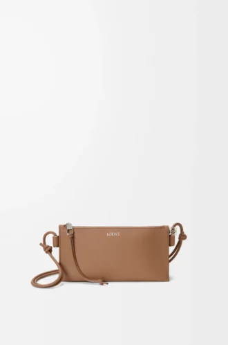 Pochette Joya en cuir de veau nappa Mocha