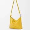 Pochette Puzzle Fold en cuir de veau nappa brillant Dandelion