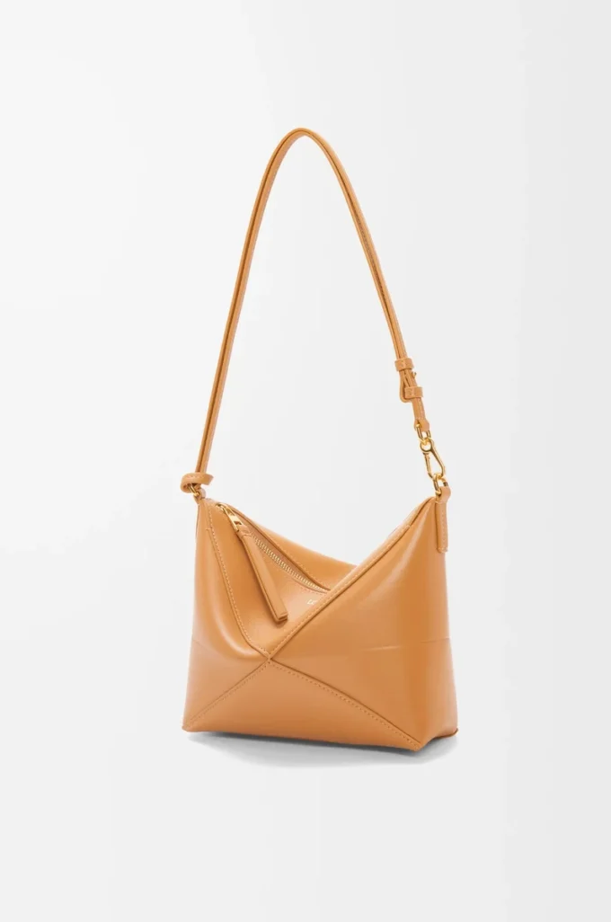 Pochette Puzzle Fold en cuir de veau nappa brillant Warm Desert