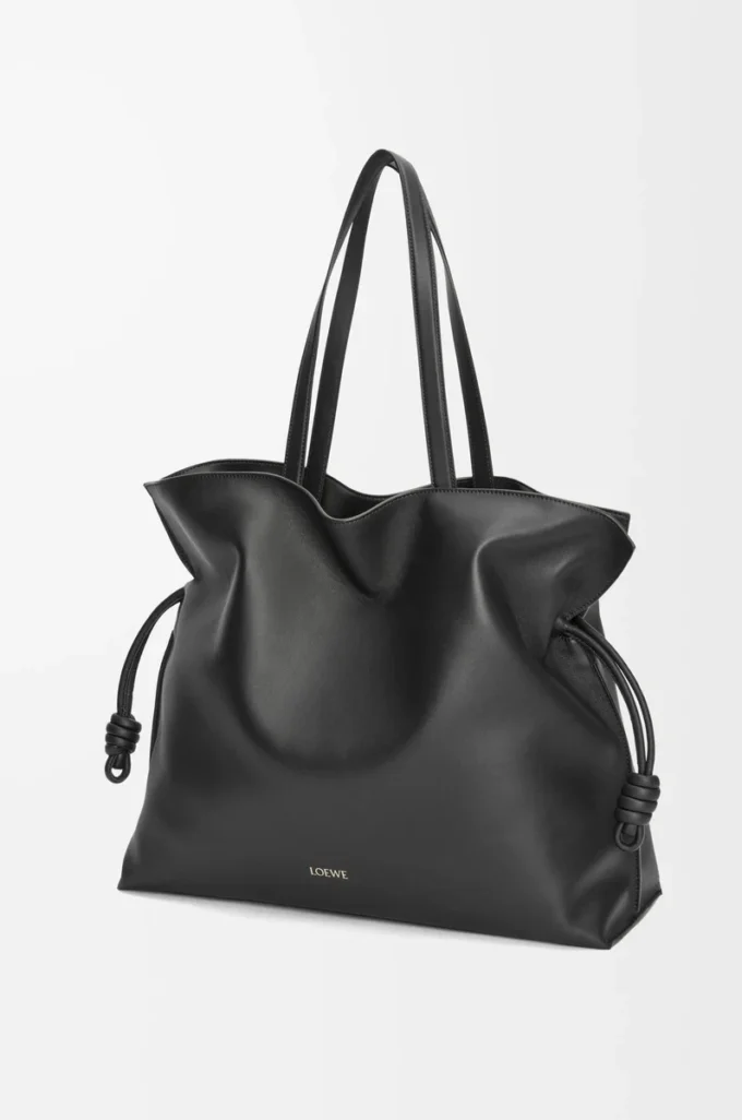 Pochette XL Flamenco en cuir de veau nappa noir