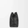 Pochette XL Flamenco en cuir de veau nappa noir