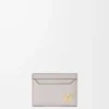 Porte-cartes Anagram en cuir de veau grainé Light Ghost Grey Porte-cartes Anagram en cuir de veau grainé Light Ghost Grey