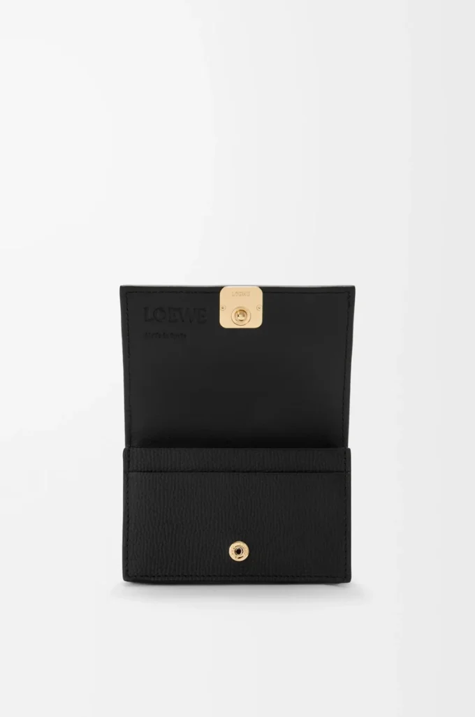 Porte-cartes de visite Anagram en cuir de veau grainé Black/Gold Porte-cartes de visite Anagram en cuir de veau grainé Black/Gold