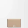 Porte-cartes de visite Anagram en cuir de veau grainé Pebble Sand Porte-cartes de visite Anagram en cuir de veau grainé Pebble Sand