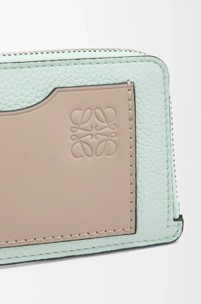 Porte-cartes et monnaie en cuir de veau grainé souple Frozen/Clay Porte-cartes et monnaie en cuir de veau grainé souple Frozen/Clay