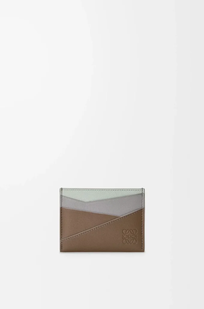 Porte-cartes Puzzle uni en cuir de veau classique Brun hivernal/Gris cendré Porte-cartes Puzzle uni en cuir de veau classique Brun hivernal/Gris cendré