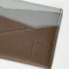 Porte-cartes Puzzle uni en cuir de veau classique Brun hivernal/Gris cendré Porte-cartes Puzzle uni en cuir de veau classique Brun hivernal/Gris cendré
