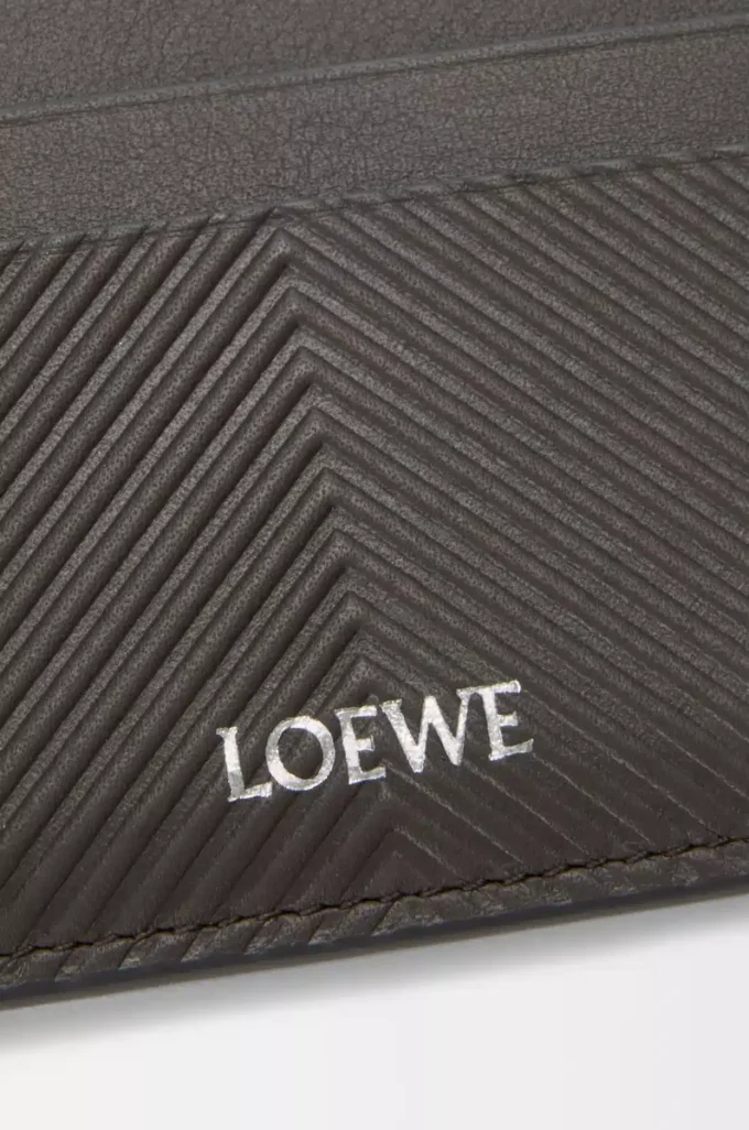Porte-cartes uni en cuir de veau classique texturé gris foncé Porte-cartes uni en cuir de veau classique texturé gris foncé