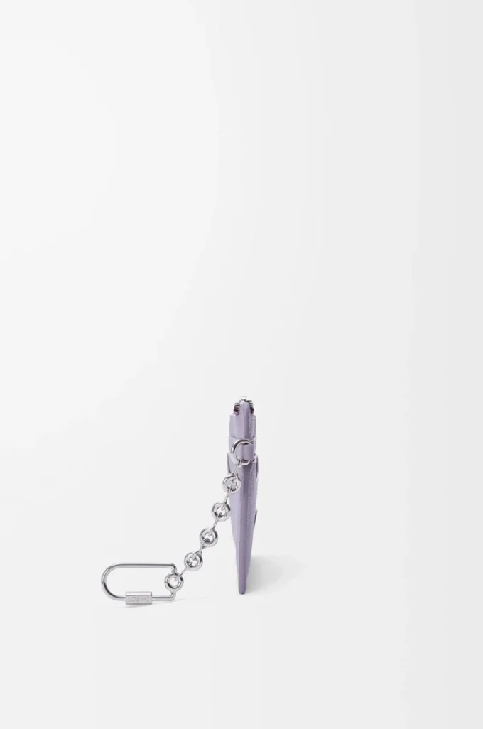 Porte-monnaie carré Anagram en cuir de veau grainé Dirty Mauve Porte-monnaie carré Anagram en cuir de veau grainé Dirty Mauve