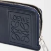 Porte-monnaie en cuir de veau satiné bleu marine foncé Porte-monnaie en cuir de veau satiné bleu marine foncé