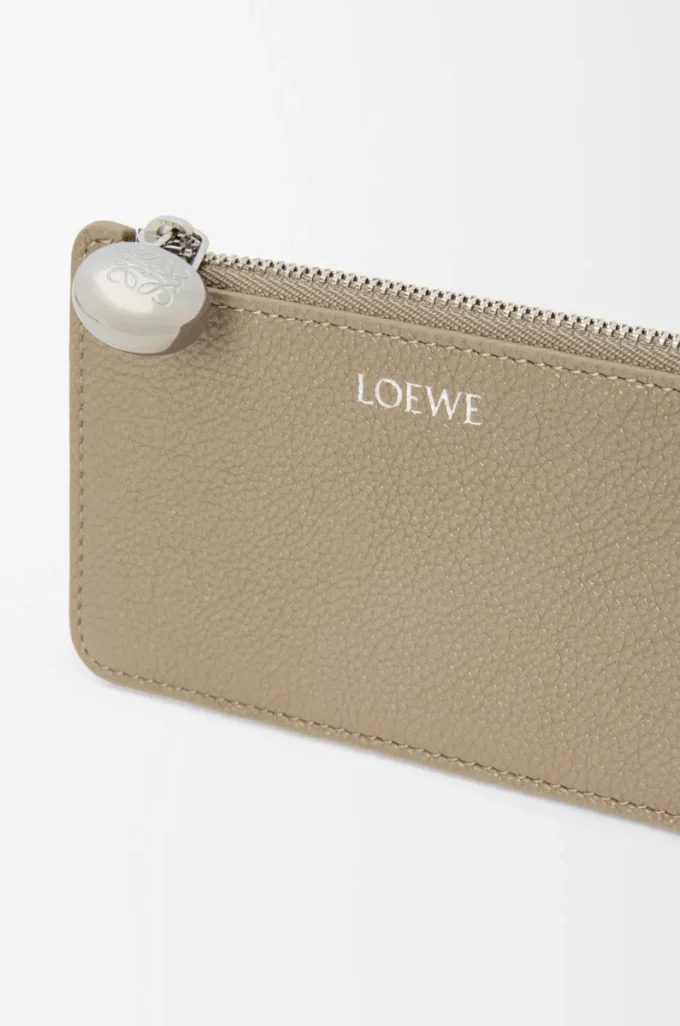 Porte-monnaie et cartes en cuir de veau grainé Pebble, couleur Clay Porte-monnaie et cartes en cuir de veau grainé Pebble, couleur Clay