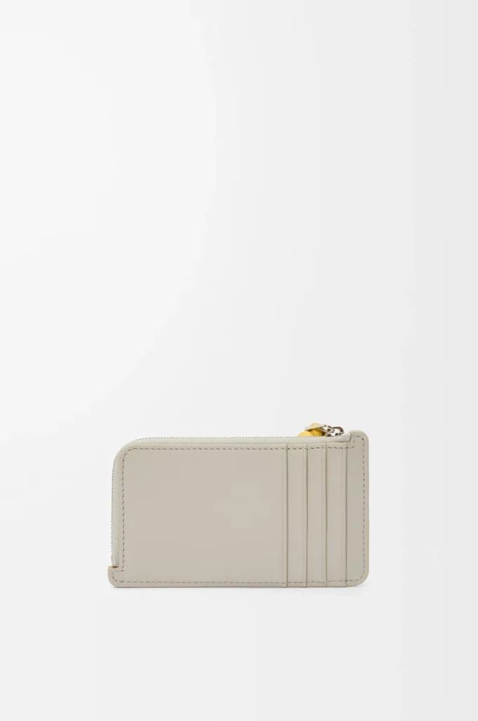 Porte-monnaie à nœud en cuir de veau nappa brillant Shell Grey/Dandelion