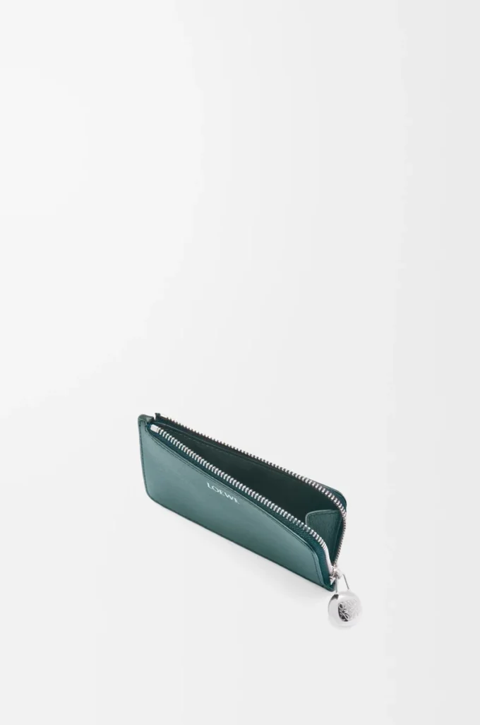 Porte-monnaie Pebble en cuir de veau nappa brillant Deep Forest Porte-monnaie Pebble en cuir de veau nappa brillant Deep Forest