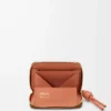 Porte-monnaie zippé en cuir de veau nappa brillant Tan/Papaya Porte-monnaie zippé en cuir de veau nappa brillant Tan/Papaya