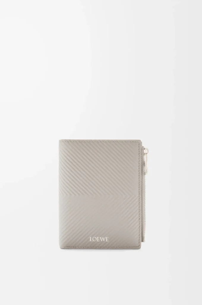 Portefeuille compact et fin en cuir de veau classique texturé gris coquillage Portefeuille compact et fin en cuir de veau classique texturé gris coquillage