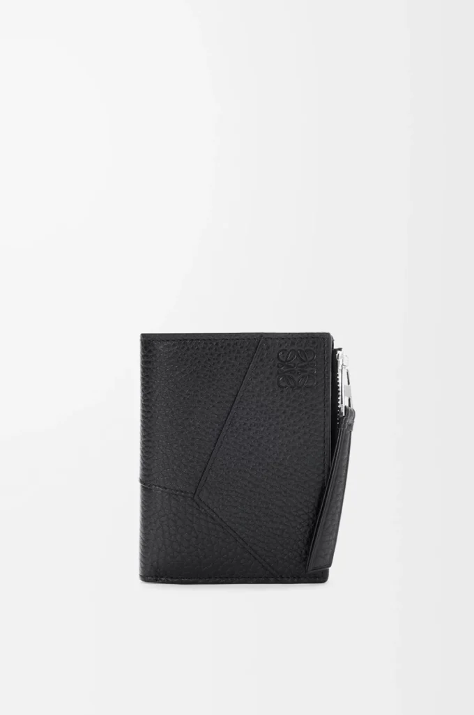 Portefeuille compact et fin Puzzle en cuir de veau grainé souple Noir Portefeuille compact et fin Puzzle en cuir de veau grainé souple Noir