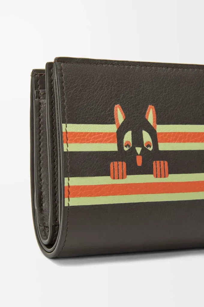 Portefeuille compact Futurist Cat en cuir de veau classique Taupe foncé/Orange Portefeuille compact Futurist Cat en cuir de veau classique Taupe foncé/Orange