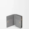 Portefeuille compact Landscape en cuir de veau nappa Sparkling Grey/Butter
