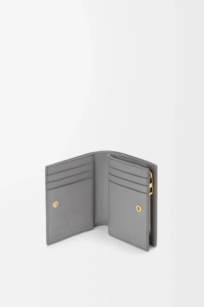 Portefeuille compact Landscape en cuir de veau nappa Sparkling Grey/Butter