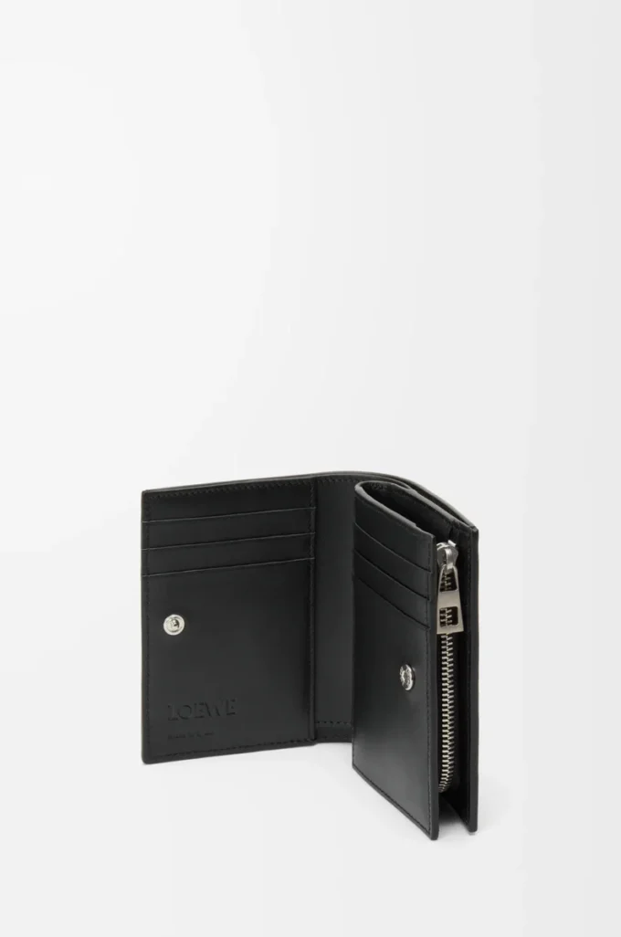Portefeuille compact Panta en cuir de veau brillant Noir