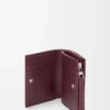 Portefeuille compact Puzzle en cuir de veau classique Frozen/Bordeaux foncé Portefeuille compact Puzzle en cuir de veau classique Frozen/Bordeaux foncé