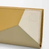 Portefeuille compact Puzzle en cuir de veau classique Ginger/Sea Salt