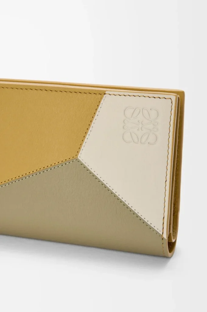 Portefeuille compact Puzzle en cuir de veau classique Ginger/Sea Salt