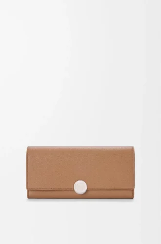 Portefeuille continental Pebble en cuir de veau mini grain Moka Portefeuille continental Pebble en cuir de veau mini grain Moka